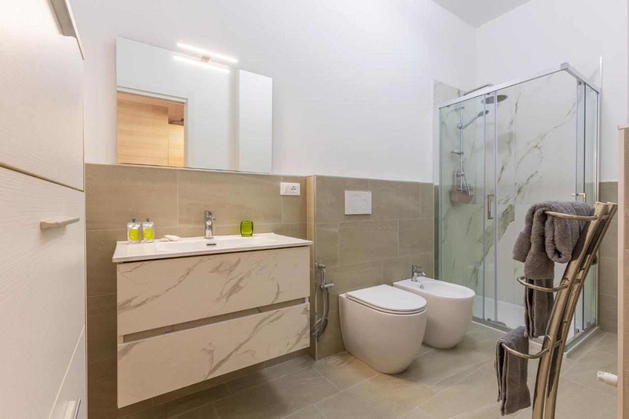 San Donato Fiere Essential Apartment W/Parking Bologna Exteriör bild